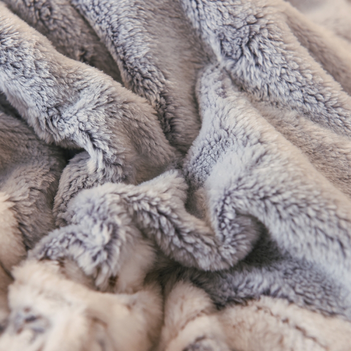 91家纺网 家纺一手货源 找家纺 甜之梦2025新款310g雪花绒单品多功能毛毯被套 欧式经典