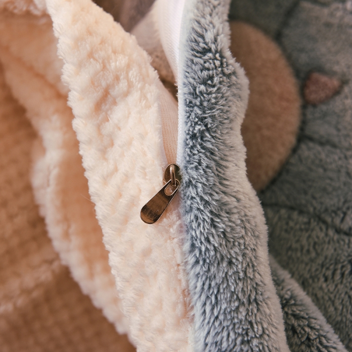 91家纺网 家纺一手货源 找家纺 甜之梦2025新款310g雪花绒单品多功能毛毯被套 小熊维尼