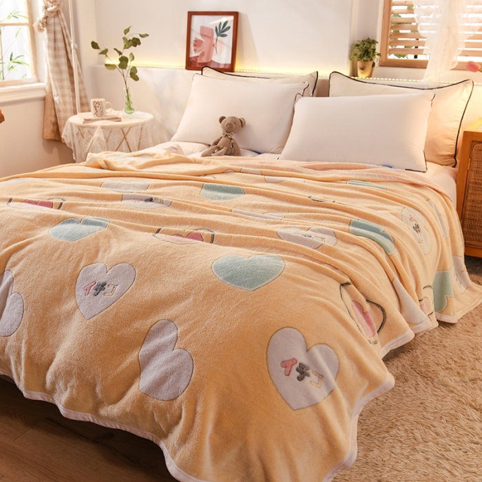 91家纺网 家纺一手货源 找家纺 甜之梦 2025新款310g雪花绒单品毛毯 爱心圈