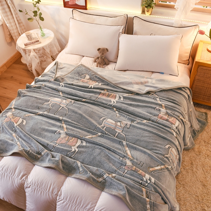 91家纺网 家纺一手货源 找家纺 甜之梦 2025新款310g雪花绒单品毛毯 马到成功