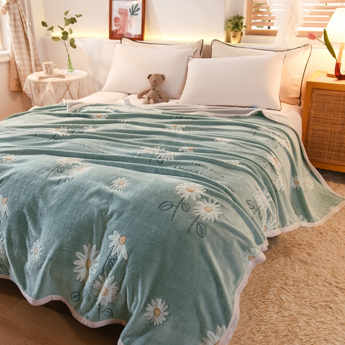 91家纺网 家纺一手货源 找家纺 甜之梦 2025新款310g雪花绒单品毛毯 浅绿之花