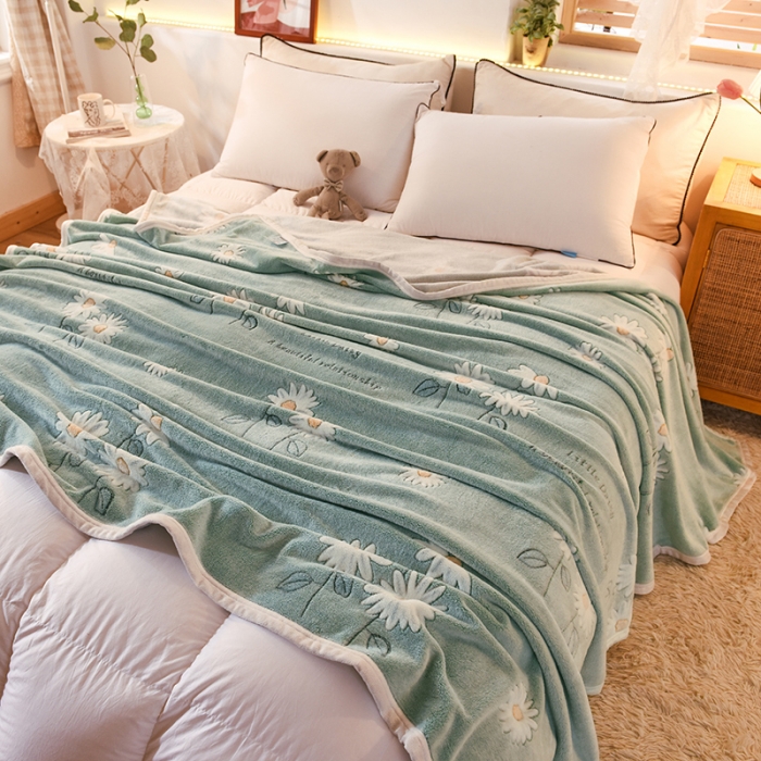 91家纺网 家纺一手货源 找家纺 甜之梦 2025新款310g雪花绒单品毛毯 浅绿之花