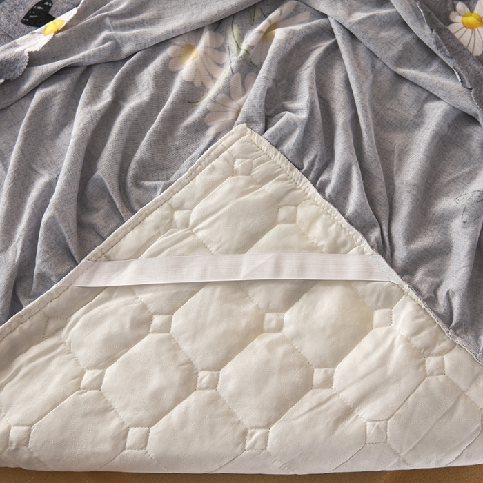 91家纺网 家纺一手货源 找家纺 纽缦 2020新款绒夹棉床裙 雏菊满园灰