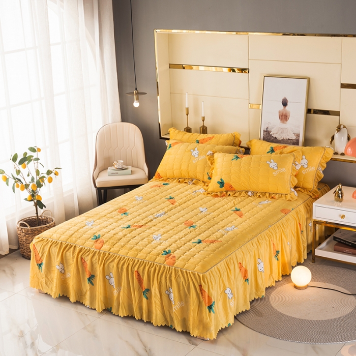 91家纺网 家纺一手货源 找家纺 纽缦 2020新款绒夹棉床裙 萝卜兔子黄