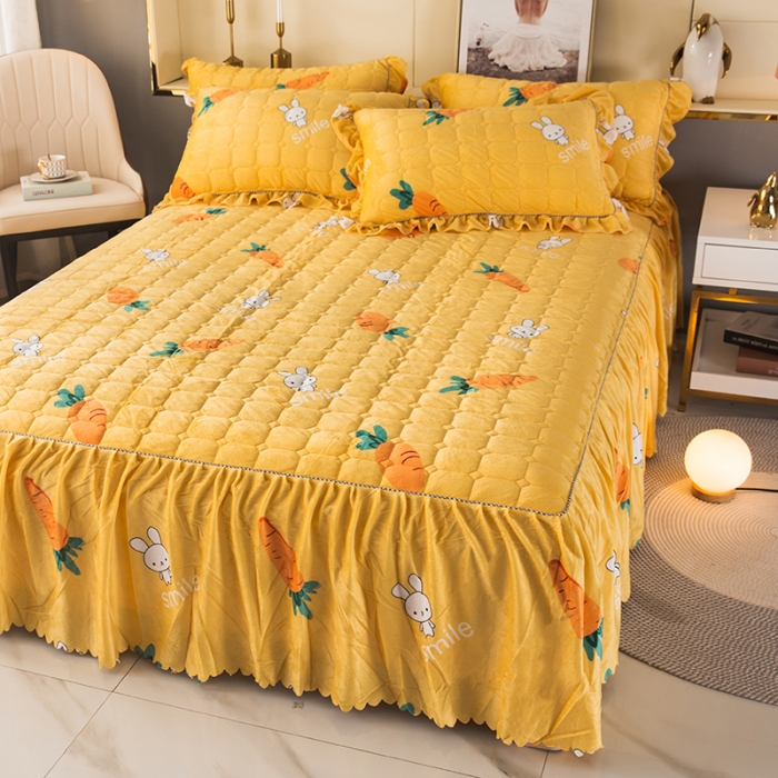 91家纺网 家纺一手货源 找家纺 纽缦 2020新款绒夹棉床裙 萝卜兔子黄