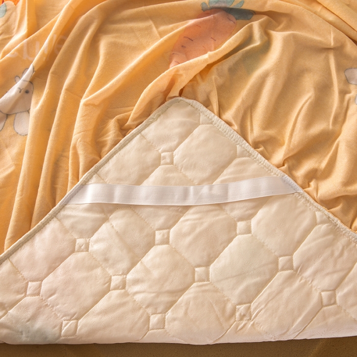 91家纺网 家纺一手货源 找家纺 纽缦 2020新款绒夹棉床裙 萝卜兔子黄