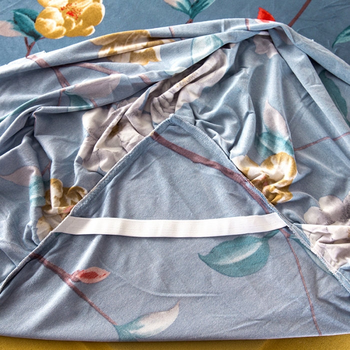 91家纺网 家纺一手货源 找家纺 纽缦 2020新款绒单层床裙四件套 繁花洛洛