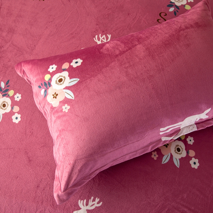 91家纺网 家纺一手货源 找家纺 纽缦 2020新款绒单层床裙四件套 花儿与鹿豆沙