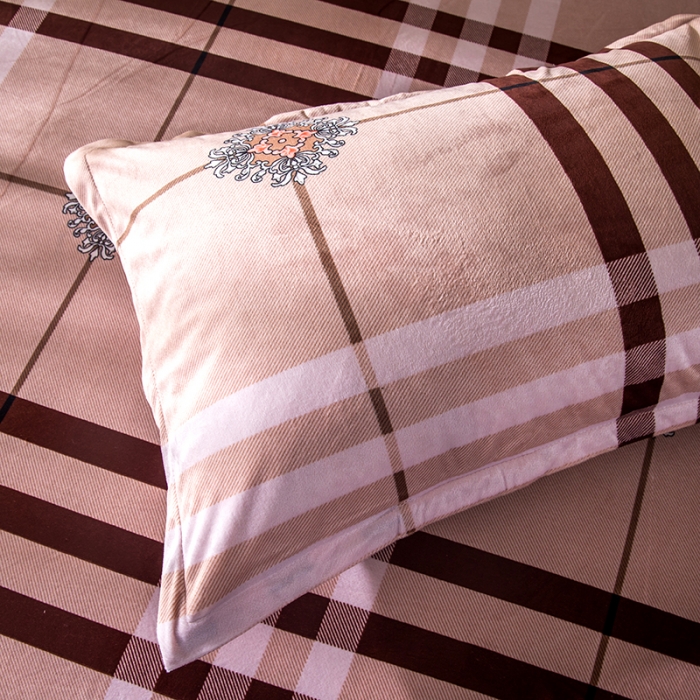 91家纺网 家纺一手货源 找家纺 纽缦 2020新款绒单层床裙四件套 花格子