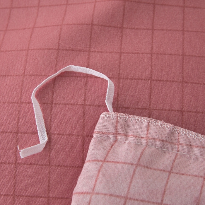 91家纺网 家纺一手货源 找家纺 纽缦 2020新款加厚磨毛床单款四件套 迷情草莓