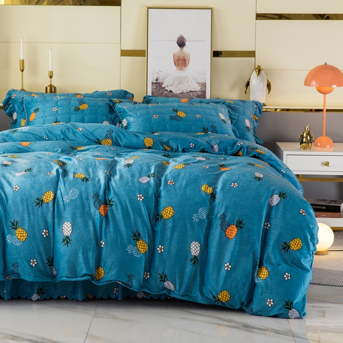 91家纺网 家纺一手货源 找家纺 纽缦 2020新款绒夹棉床裙四件套 菠萝蜜蓝