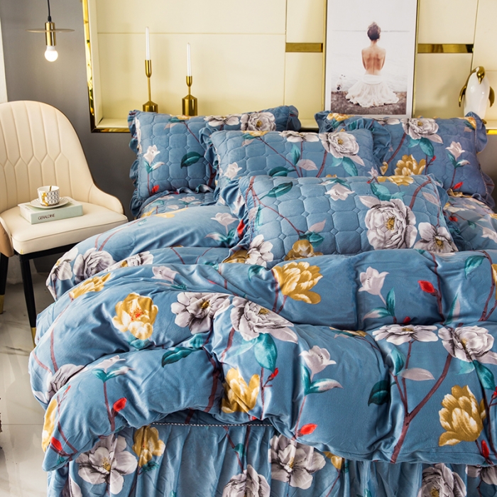 91家纺网 家纺一手货源 找家纺 纽缦 2020新款绒夹棉床裙四件套 繁花洛洛