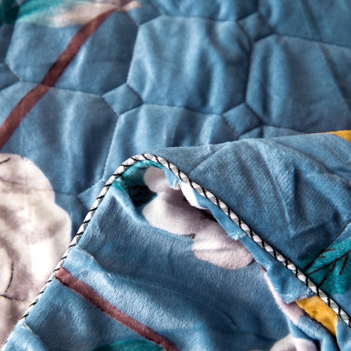 91家纺网 家纺一手货源 找家纺 纽缦 2020新款绒夹棉床裙四件套 繁花洛洛