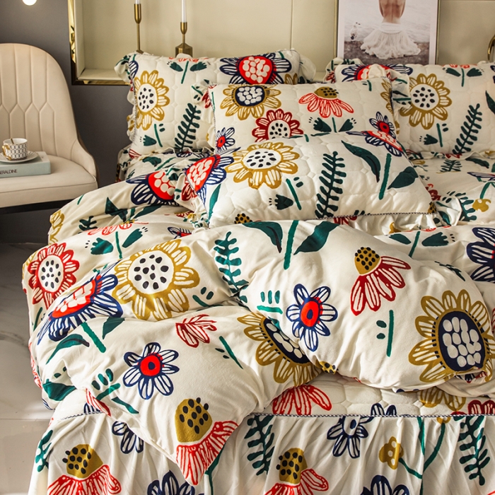 91家纺网 家纺一手货源 找家纺 纽缦 2020新款绒夹棉床裙四件套 花花世界