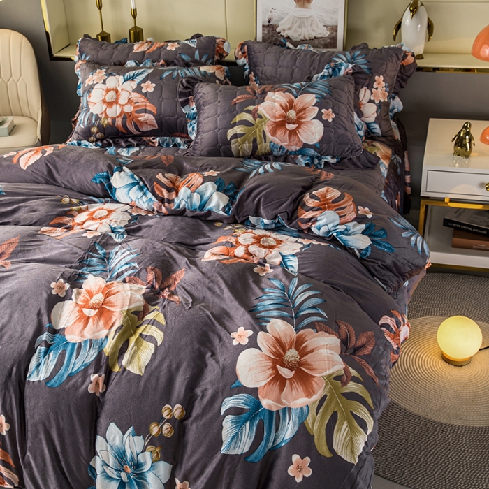 91家纺网 家纺一手货源 找家纺 纽缦 2020新款绒夹棉床裙四件套 花颜灰