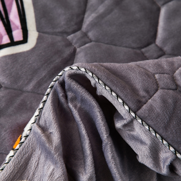 91家纺网 家纺一手货源 找家纺 纽缦 2020新款绒夹棉床裙四件套 几何图案灰