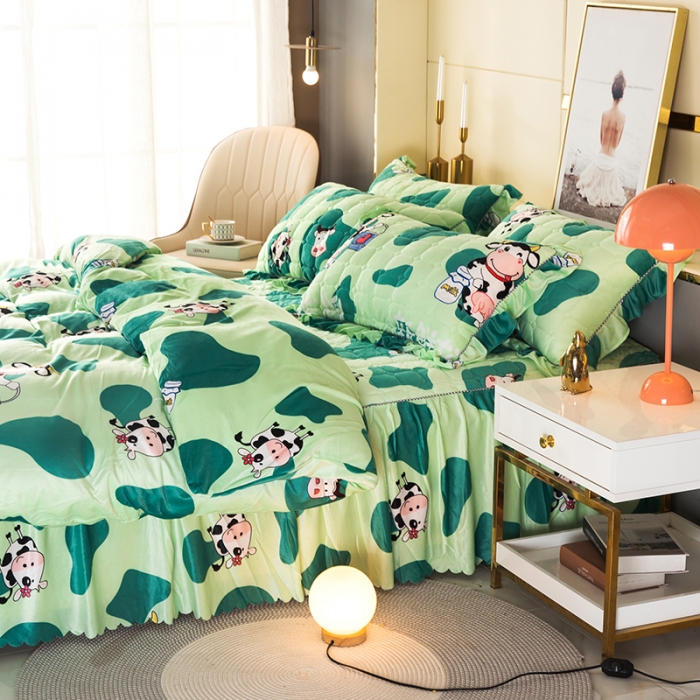 91家纺网 家纺一手货源 找家纺 纽缦 2020新款绒夹棉床裙四件套 奶牛块