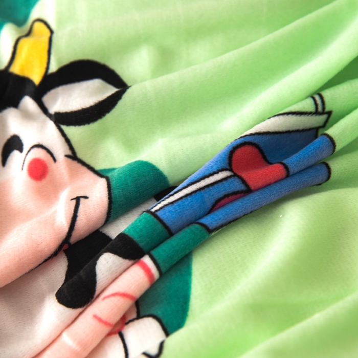 91家纺网 家纺一手货源 找家纺 纽缦 2020新款绒夹棉床裙四件套 奶牛块