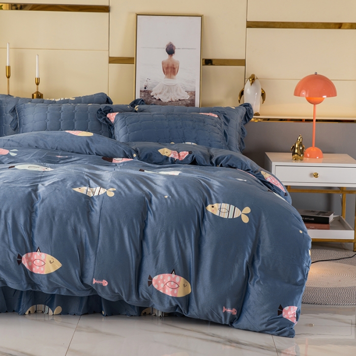 91家纺网 家纺一手货源 找家纺 纽缦 2020新款绒夹棉床裙四件套 鱼水深情天蓝