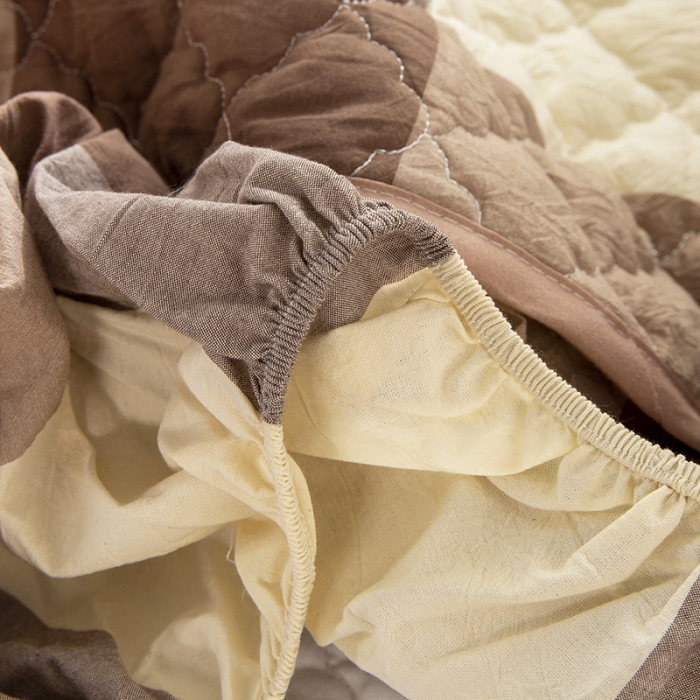 91家纺网 家纺一手货源 找家纺 久典 2023新款全棉色织水洗棉夹棉床笠 咖大格