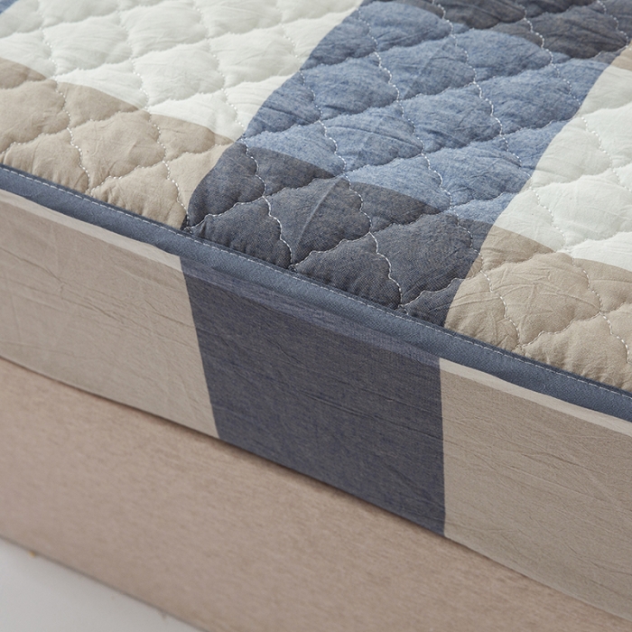 91家纺网 家纺一手货源 找家纺 久典 2023新款全棉色织水洗棉夹棉床笠 兰大格