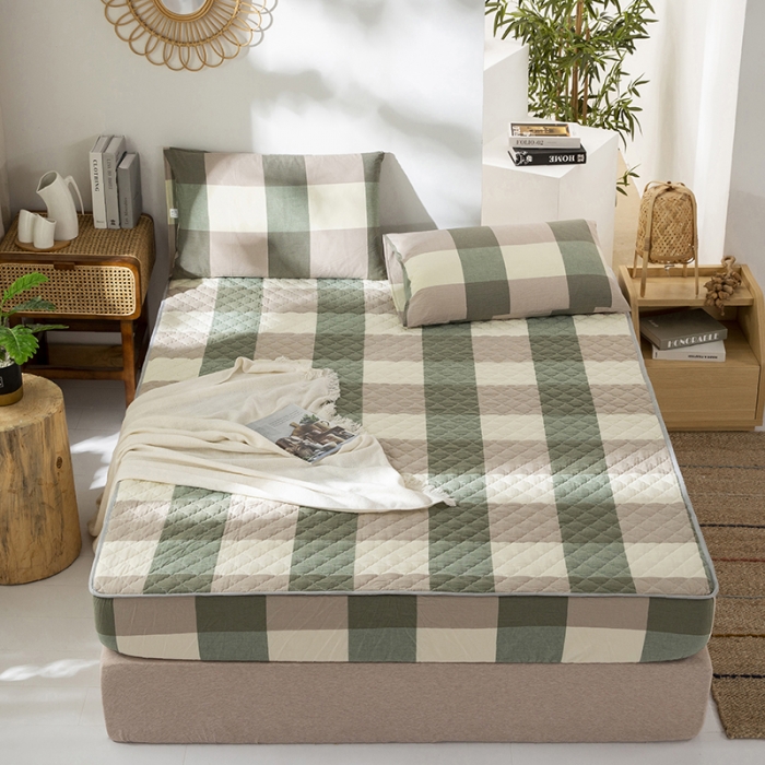 91家纺网 家纺一手货源 找家纺 久典 2023新款全棉色织水洗棉夹棉床笠 绿大格