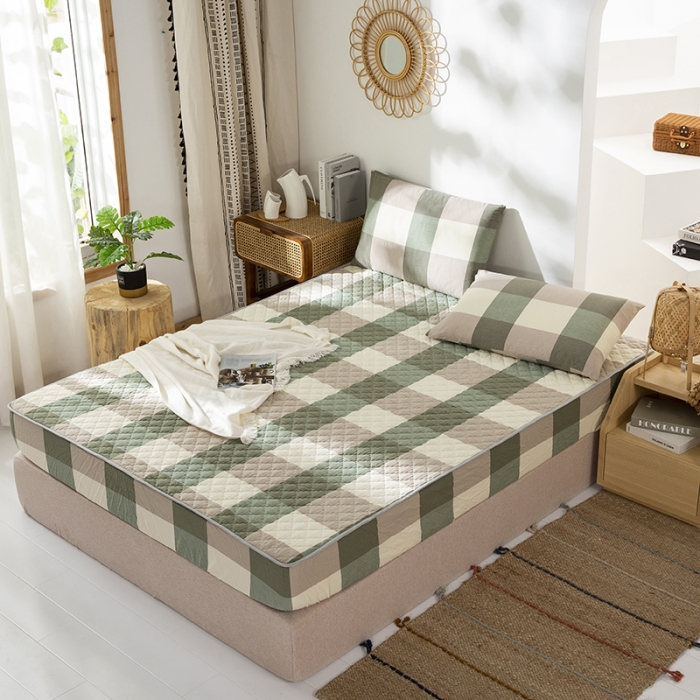 91家纺网 家纺一手货源 找家纺 久典 2023新款全棉色织水洗棉夹棉床笠 绿大格