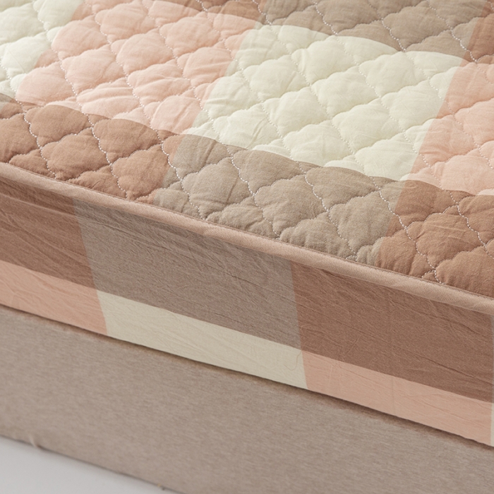 91家纺网 家纺一手货源 找家纺 久典 2023新款全棉色织水洗棉夹棉床笠 玉大格