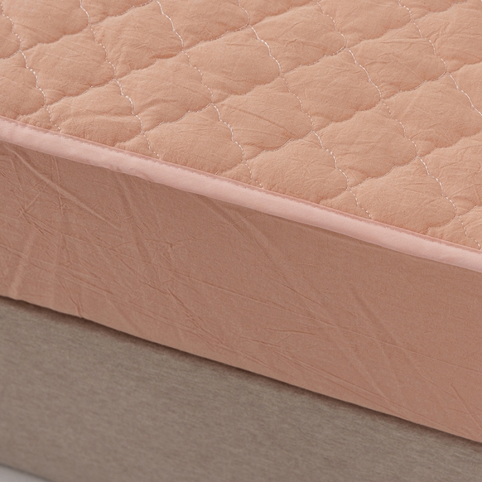 91家纺网 家纺一手货源 找家纺 久典 2023新款全棉色织水洗棉夹棉床笠 玉粉