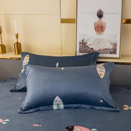 91家纺网 家纺一手货源 找家纺 纽缦 2020新款信封枕套一对 几何图案灰