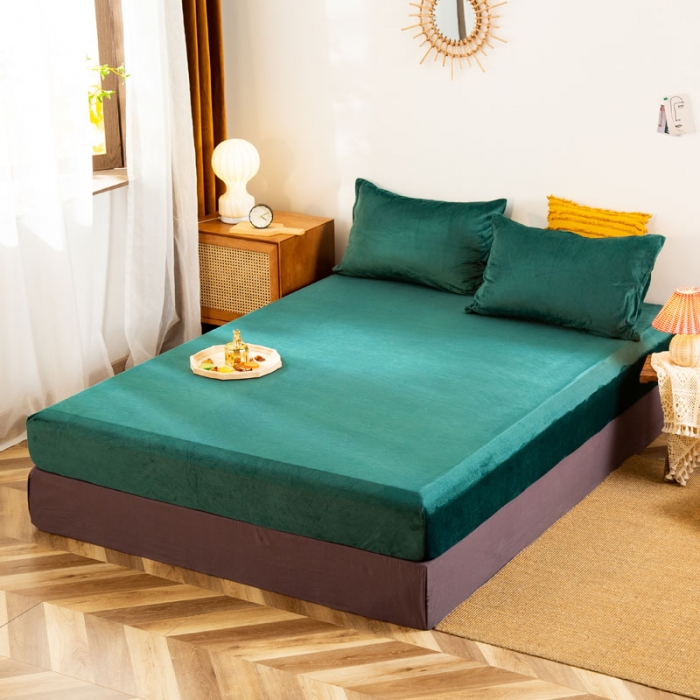 91家纺网 家纺一手货源 找家纺 梦家居 2020秋冬单品水晶绒床笠 墨绿色