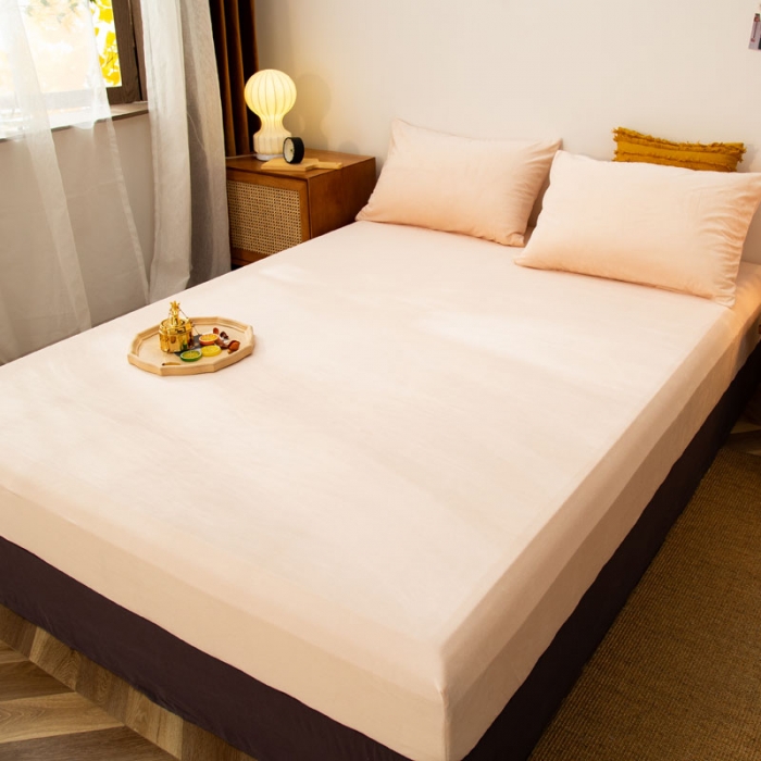 91家纺网 家纺一手货源 找家纺 梦家居 2020秋冬单品水晶绒床笠 浅米色