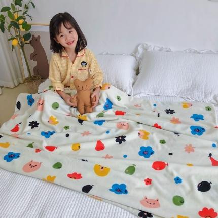 星期八2020新款双层宝宝绒盖毯被毯子毛毯模特图 动物花花