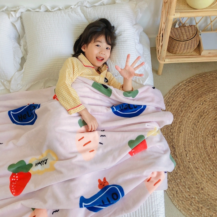 91家纺网 家纺一手货源 找家纺 星期八2020新款双层宝宝绒盖毯被毯子毛毯模特图 小萝卜