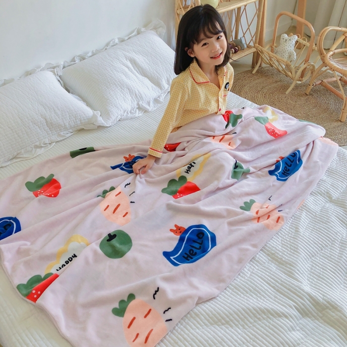 91家纺网 家纺一手货源 找家纺 星期八2020新款双层宝宝绒盖毯被毯子毛毯模特图 小萝卜