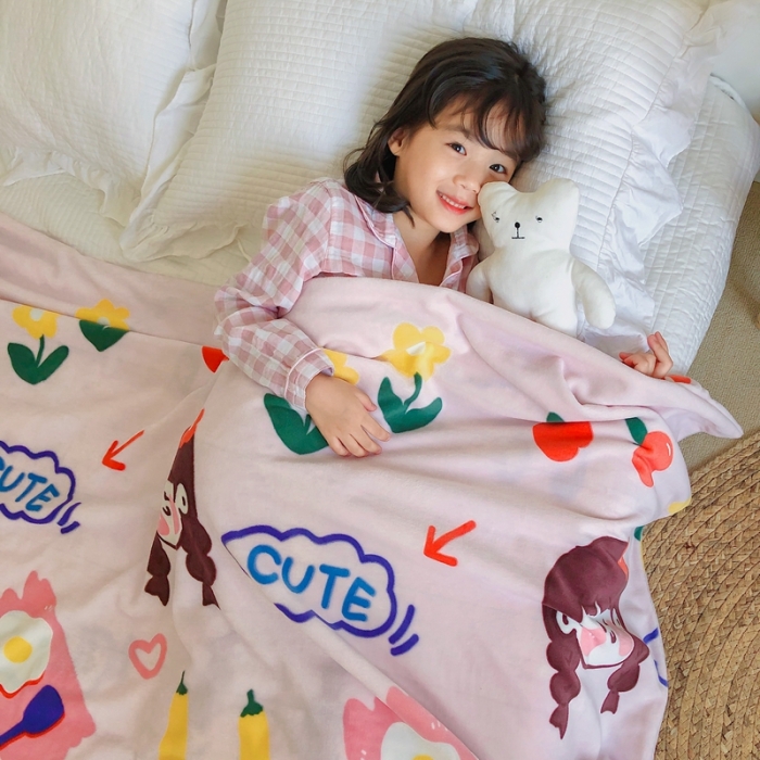 91家纺网 家纺一手货源 找家纺 星期八2020新款双层宝宝绒盖毯被毯子毛毯模特图 元气少女