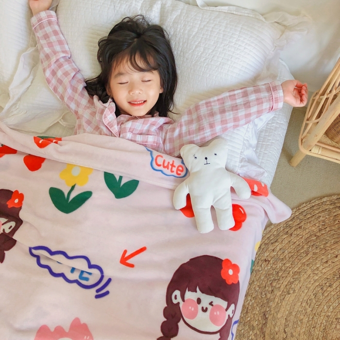 91家纺网 家纺一手货源 找家纺 星期八2020新款双层宝宝绒盖毯被毯子毛毯模特图 元气少女