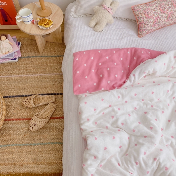 91家纺网 家纺一手货源 找家纺 星期八2020新款双层宝宝绒盖毯被毯子毛毯实拍图 爱心粉