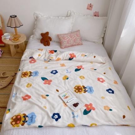 星期八2020新款双层宝宝绒盖毯被毯子毛毯实拍图 小熊花花