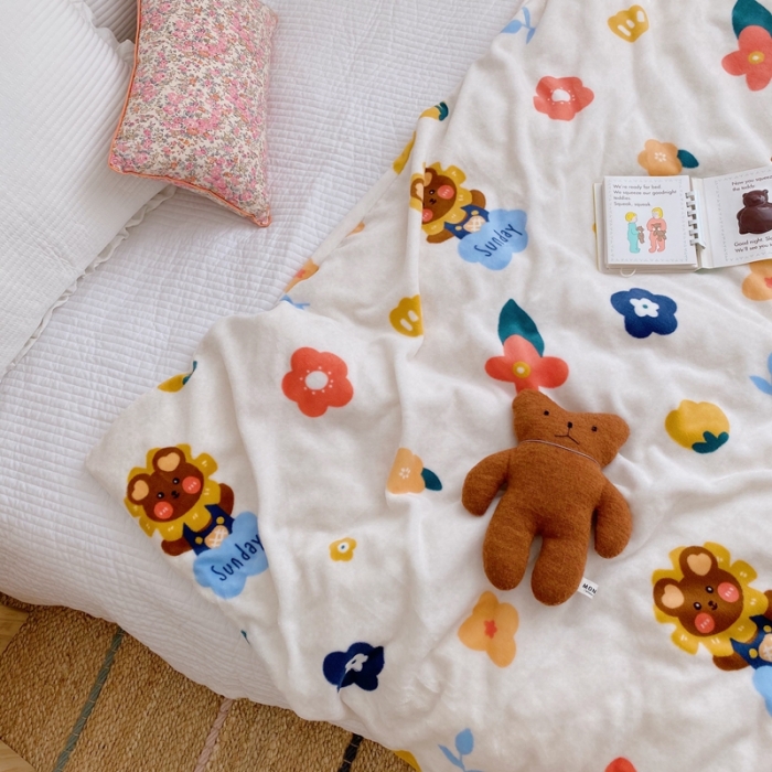 91家纺网 家纺一手货源 找家纺 星期八2020新款双层宝宝绒盖毯被毯子毛毯实拍图 小熊花花