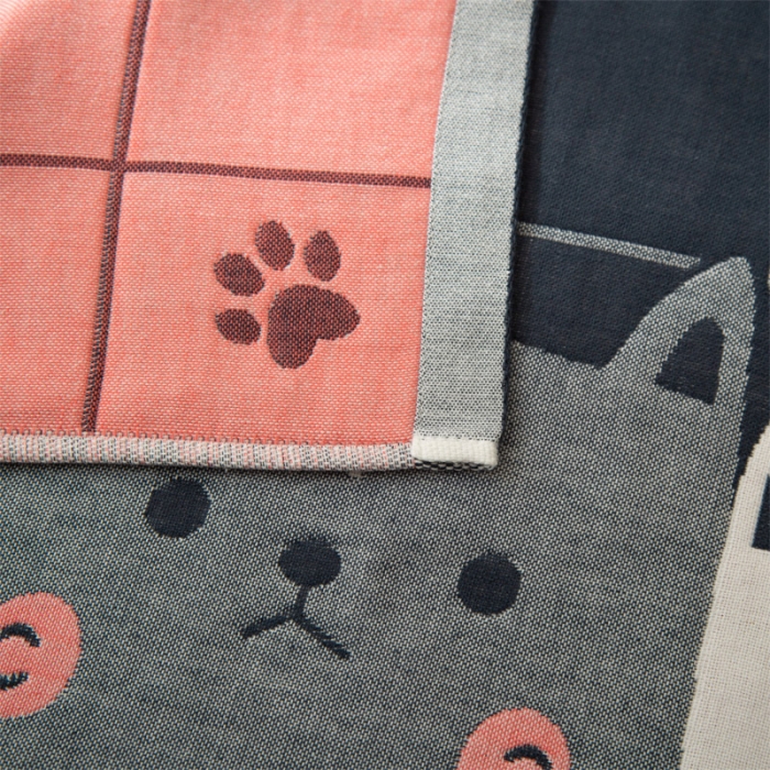 91家纺网 家纺一手货源 找家纺 朴尔 2020新款卡通AB组合全棉四层纱布枕巾 两只小猫藏青