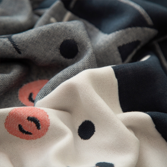 91家纺网 家纺一手货源 找家纺 朴尔 2020新款卡通AB组合全棉四层纱布枕巾 两只小猫藏青