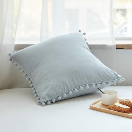 91家纺网 家纺一手货源 找家纺 （总） 新款可爱少女风全棉水洗棉球球抱枕靠垫