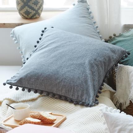 91家纺网 家纺一手货源 找家纺 （总） 新款可爱少女风全棉水洗棉球球抱枕靠垫