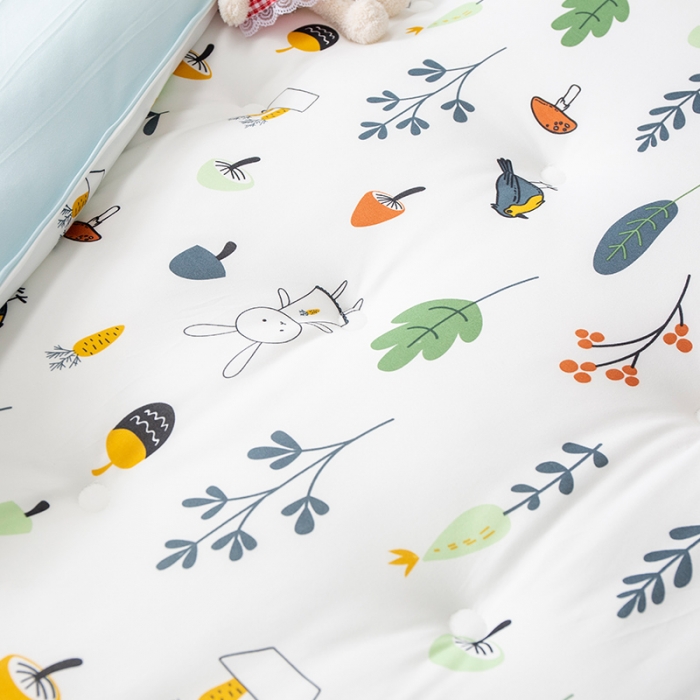 91家纺网 家纺一手货源 找家纺 宅部落 2020新款A类针织棉抗菌儿童冬被 奇幻森林