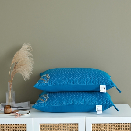 91家纺网 家纺一手货源 找家纺 （总）赛格时代家居  全棉艾草绣花枕芯