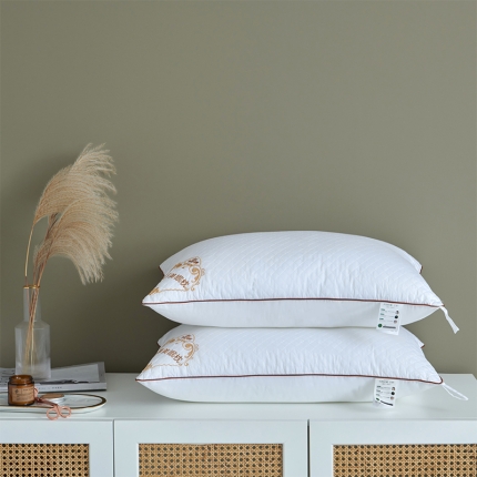 91家纺网 家纺一手货源 找家纺 （总）赛格时代家居  全棉艾草绣花枕芯