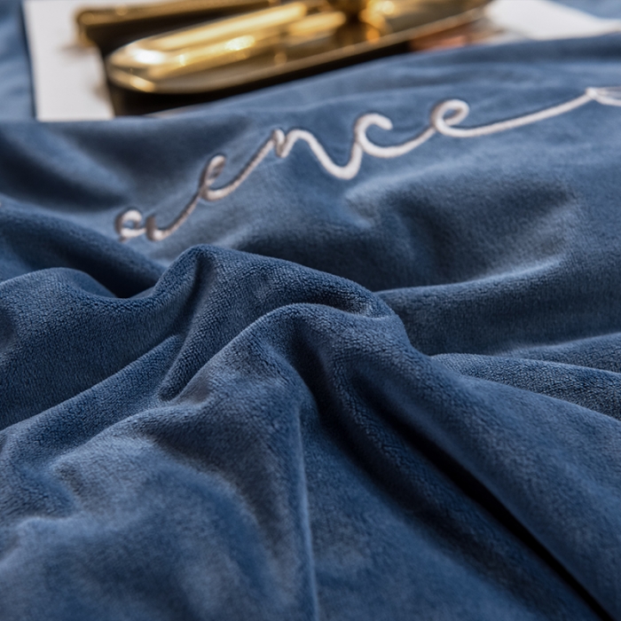 91家纺网 家纺一手货源 找家纺 瑞驰 2022新款A类婴儿绒保暖四件套 宾利蓝+摩登灰