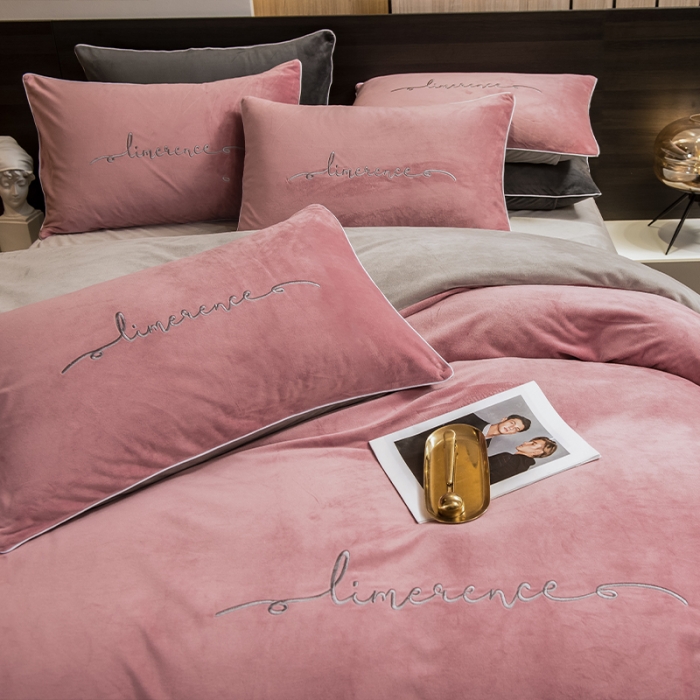 91家纺网 家纺一手货源 找家纺 瑞驰 2022新款A类婴儿绒保暖四件套 豆沙红+摩登灰