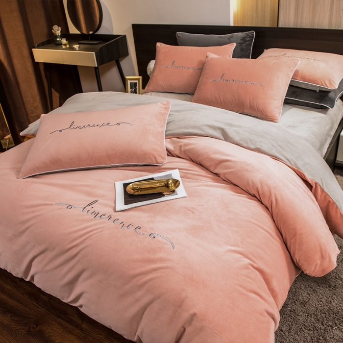 91家纺网 家纺一手货源 找家纺 瑞驰 2022新款A类婴儿绒保暖四件套 倾城粉+摩登灰